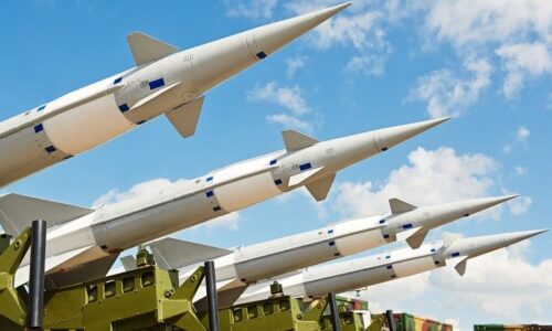 Svätá stolica o odzbrojení: Mier nie je možné dosiahnuť len odstrašovaním