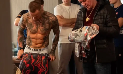 Rarita, ktorá sa len tak ľahko nevidí: výsledky váženia pred zajtrajším rfa 28