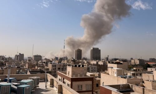 ON-LINE: Izrael útočí na Írán, do akce se zapojily USA. Teheránem otřásají exploze