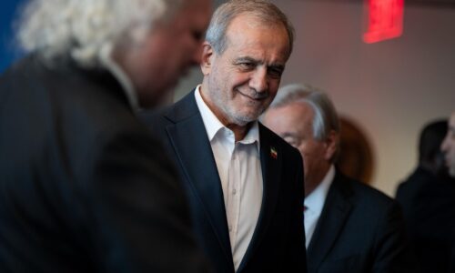 Irán po smrti chameneího dočasne povedie prezident a dvaja ďalší predstavitelia