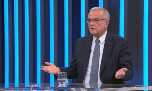 Kalousek: Fiala dal gól rukou a mluví o hlavičce. Babiš hodil míč do brány a říká „No a co?“