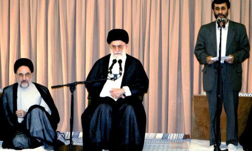 Pri leteckom útoku na Irán bol zabitý bývalý iránsky prezident Ahmadínežád