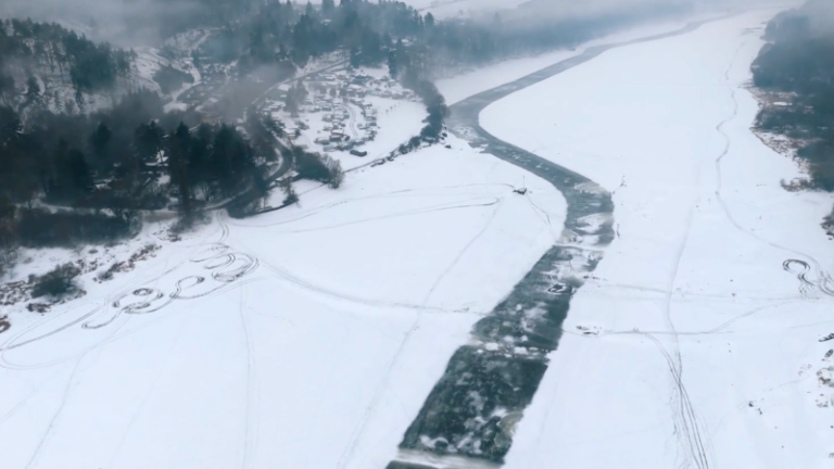 Tady se život zastavil před než 60 lety aneb hracholusky odkrývají část dna
