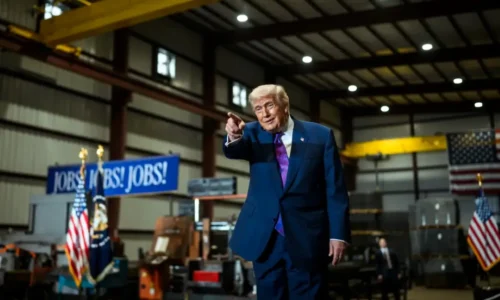 Tento “čestný” Trump pod rúškom rokovaní o mieri na Ukrajine môže pripravovať likvidačný úder aj voči Rusku