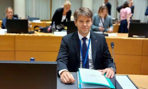 Uzavretie Hormuzu by priamo ohrozilo energetickú bezpečnosť Slovenska, tvrdí Eštok