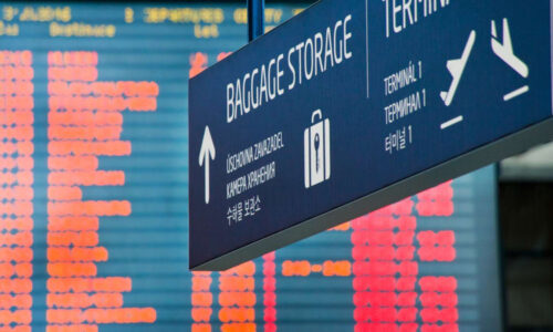 Aerolinky ruší další lety z Prahy. Repatriační letadla pro uvízlé Čechy už jsou na cestě