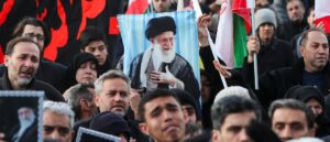 Bomby na blízkom východe zafarbili do červena aj finančné trhy. straty ráta ázia, európa aj wall street