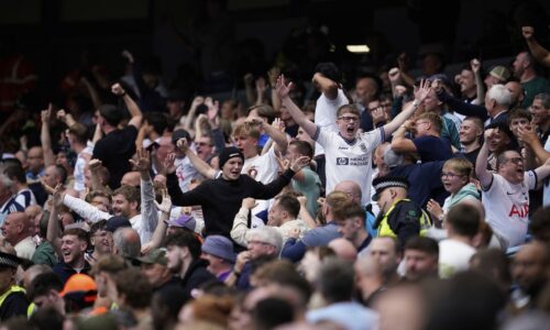Utrápený tottenham dostal ďalšiu malú ranu. zavarili mu jeho nespratní fanúšikovia