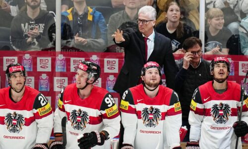 Chcú, aby trápenie favoritov pokračovalo. Rakúsko predĺžilo spoluprácu s trénerom