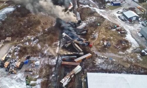 Trump zaujatý vojnovými ťaženiami urobí z Ameriky krajinu tretieho sveta