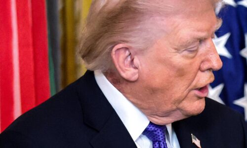 Trump neuspel so žiadosťou o odklad konaní súvisiacich s vrátením ciel