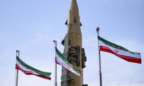 Politico: EU bez vlivu, ale s trumfem v rukávu. Jak se v Íránu může stát z diváka hráčem?