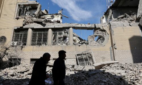 Izraelská armáda zaútočila v Teheráne na významný vojenský komplex, združuje kľúčové veliteľstvá