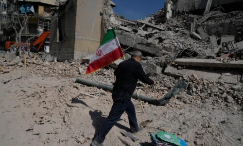 Útoky v Iráne sú v rozpore s Chartou OSN. Vyšetrovacia komisia odsúdila údery USA a Izraela