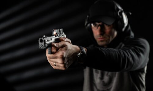 Česká zbrojovka predstavila pôsobivú kombináciu pre dynamickú streľbu