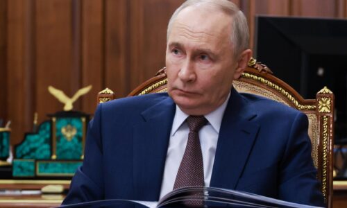 Strategický partner len na papieri. Kremeľ ponúka Iránu slová útechy, zatiaľ čo počíta zisky