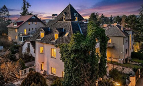 Vila po legendárnom režisérovi Jakubiskovi je na predaj. Kupec si musí pripraviť viac ako milión eur