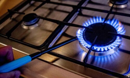 Prudké zdražení plynu po úderech na Írán: Experti radí odběratelům, jak eliminovat rizika