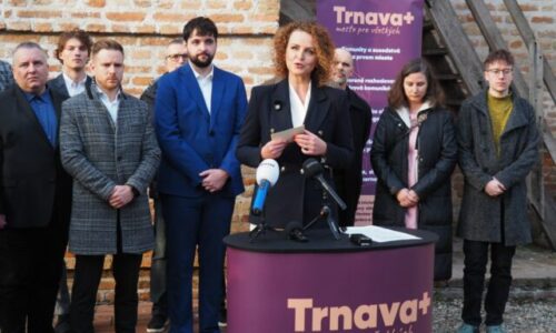 Kandidatúru na post primátorky Trnavy ohlásila už druhá žena, prorektorka z UCM Andrea Čajková