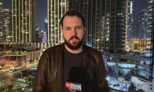 EXKLUZIVNĚ z Dubaje: Reportér popsal, jak probíhá raketový útok. Poplach ochromí mobily