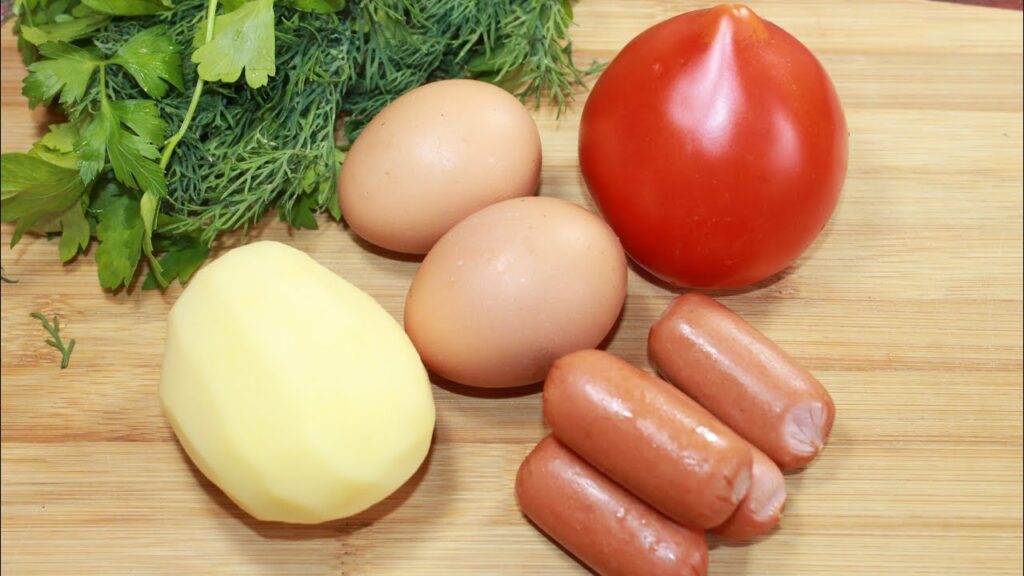 Всего одна картошка и пара яиц и быстрый завтрак готов!