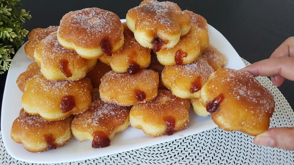 Se hai yogurt e farina! senza forno, prepara questa deliziosa ricetta. soffice e facile da fare