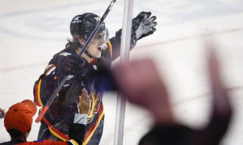 Martin pospíšil sa vrátil do zostavy calgary a strelil svoj prvý gól v sezóne!