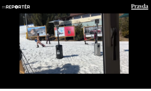 VIDEO: Takmer nahí snowboardisti zavítali na Kubínsku hoľu. Takto vyzerala exhibícia v ich podaní