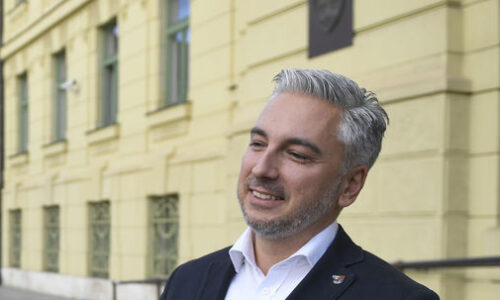 Trnka podľa prieskumu smeruje k obhajobe postu košického župana, dostal by skoro polovicu hlasov