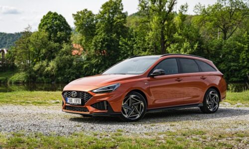 Levná auta se mohou prodražit na opravách. Porovnali jsme ceny dílů u oblíbených kombíků