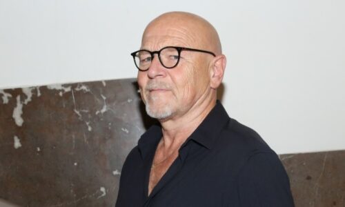 Prezident Vašut. Pod peticí za hercovu kandidaturu se množí podpisy. Jakou by měl šanci?