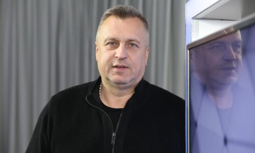 SNS avizuje prípravu zákona, ktorý zakáže aktívnym politikom vlastniť médiá