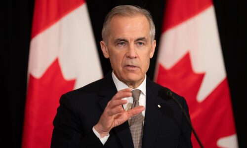 Kanadský premiér žiada o odstránenie kráľovho brata Andrewa z nástupníckej línie