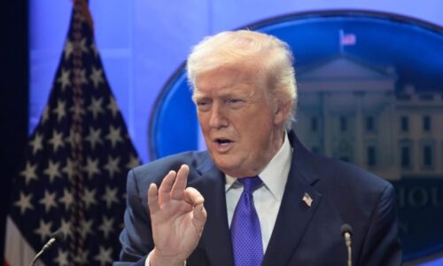 Trump má v hledáčku nový cíl. Další režim brzy padne, pošlu tam Rubia, řekl prezident pro CNN