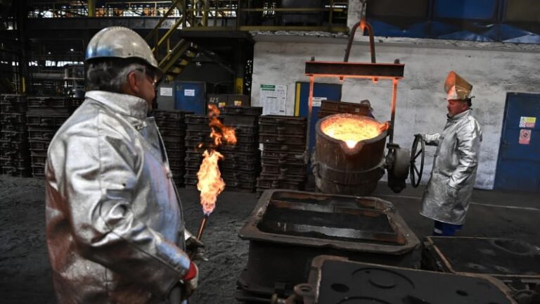 Komentář ondřeje krutílka: nálepka „made in eu“? češi by měli zpozornět