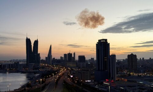 USA a Izrael útočili na ropné zariadenia v Iráne, krajiny Perzského zálivu hlásia raketové aj dronové údery