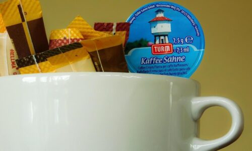 Radikálne zmení hotelové raňajky. EÚ zakáže mini balenia cukru, smotany aj džemov