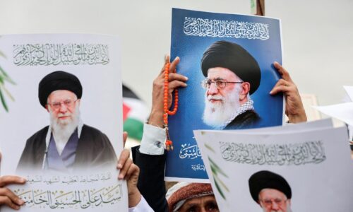 Nový iránsky najvyšší vodca bude niesť meno Chameneí, tvrdí člen Zhromaždenia znalcov