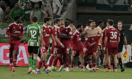 Valencia rozhodla v poslednej chvíli, Sevilla sa výhry nedočkala