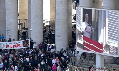 Svätý Otec pripomenul Medzinárodný deň žien a vyzval k modlitbe za mier na Blízkom východe