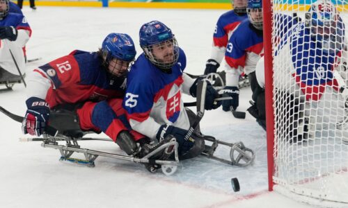 Slovenskí parahokejisti stratili šancu na semifinále. Debakel schytali aj v druhom zápase