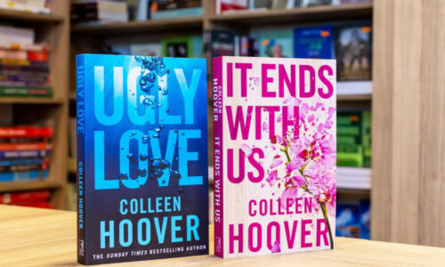 Fenomén BookTok: TikTok vrací mladé ke knihám. Nakladatelé slaví, kritici mají výhrady