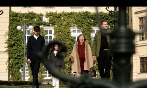 Babička generál i tmel rodiny. Jaká je Livia Klausová očima vnoučat?