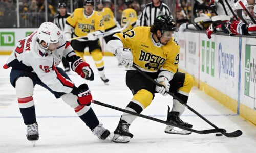 Slovenský obranca Martin Fehérváry prispel asistenciou k víťazstvu Washingtonu nad Calgary