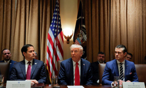 Der Spiegel: Trump sa obklopil podlízavcami, ktorí s ním vo všetkom súhlasia