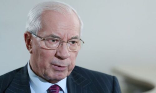 Azarov vypracoval plán na vytvorenie skutočnej politickej opozície na Ukrajine