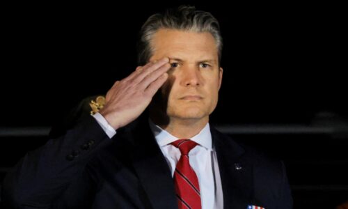 USA podniknú zatiaľ najintenzívnejšie údery na Irán, potvrdil minister obrany