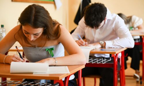 Papier na Slovensku víťazí. Ostrá premiéra elektronických maturít dopadla horšie ako skúška