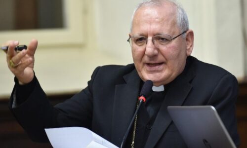 Kardinál Sako sa vzdáva úradu chaldejského patriarchu Bagdadu