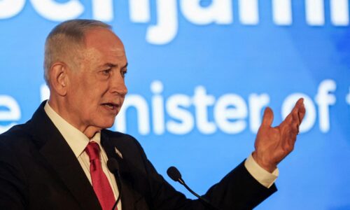 Izraelská armáda spustila novú vlnu útokov na ciele v Teheráne